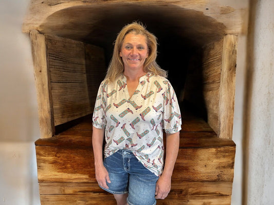 Better In Boots Top - Dirt Roads and Dreams Western Boutique