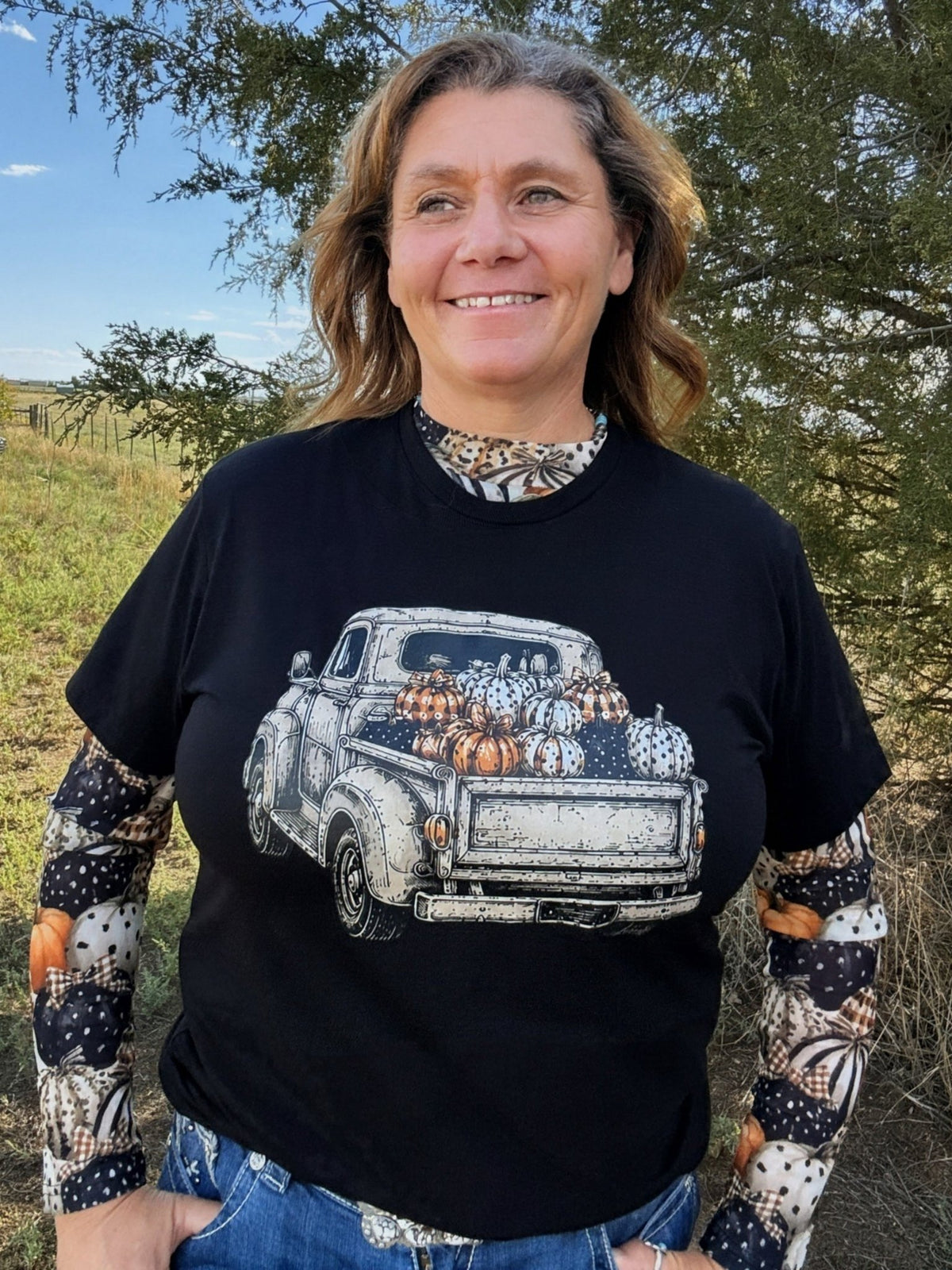 Fall Charm Tee - Dirt Roads and Dreams Western Boutique