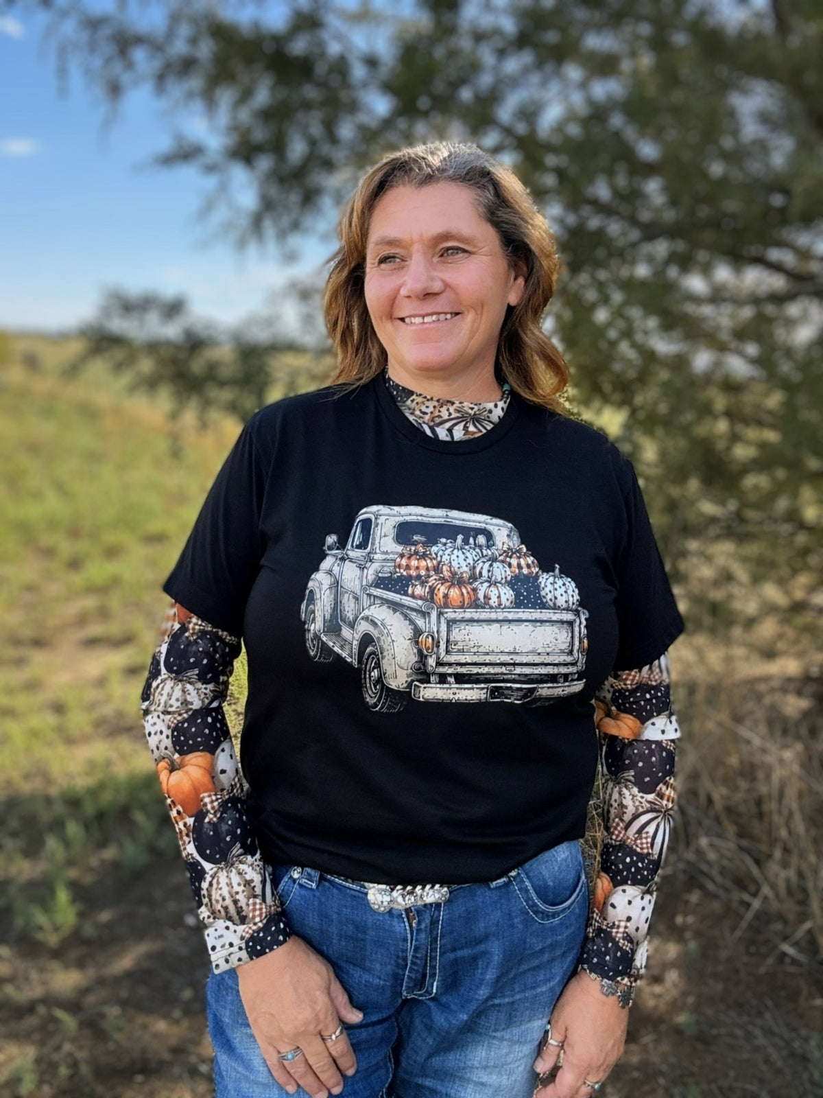 Fall Charm Tee - Dirt Roads and Dreams Western Boutique
