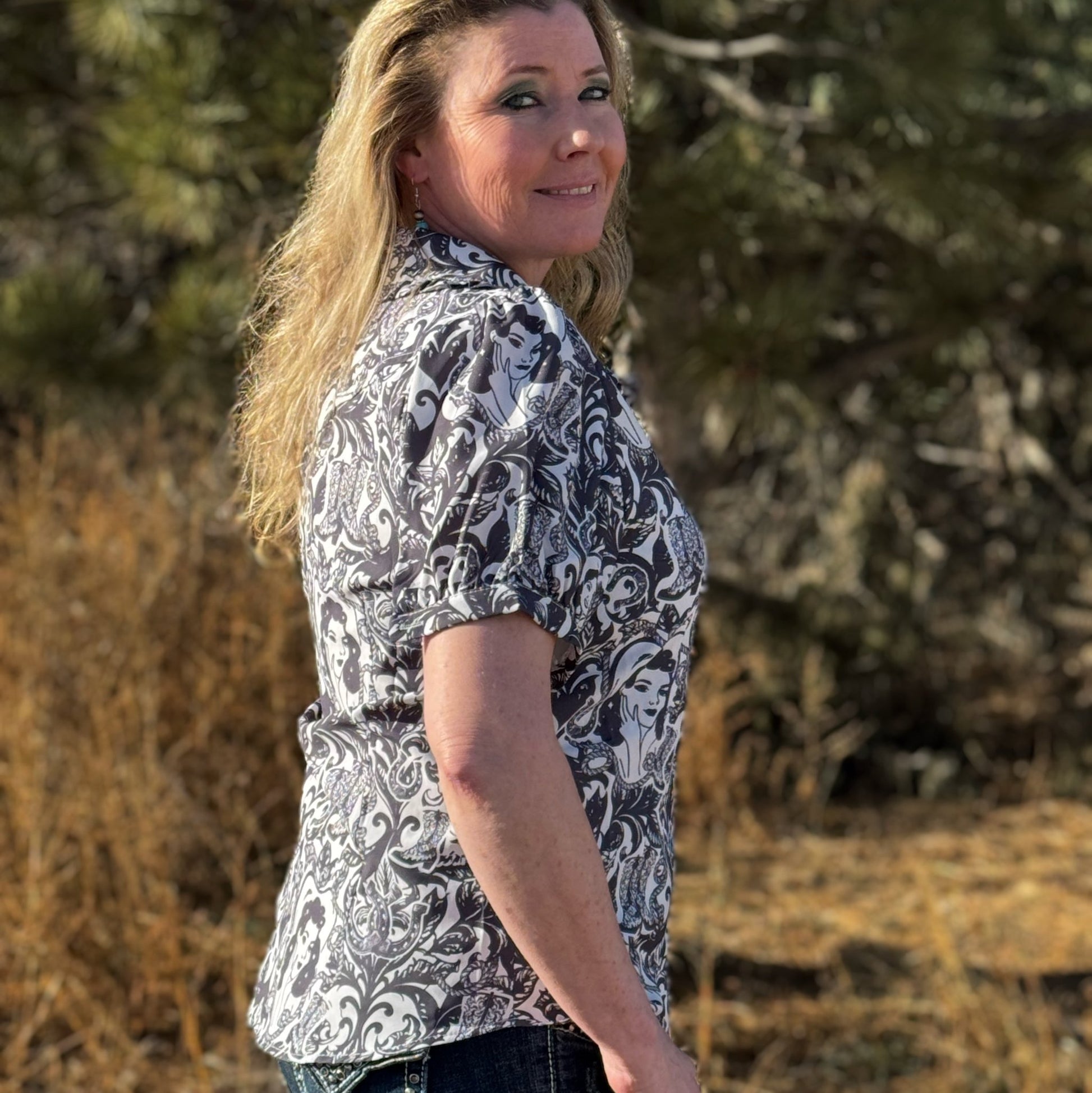 Midnight Story Button - Up Top - Dirt Roads and Dreams Western Boutique